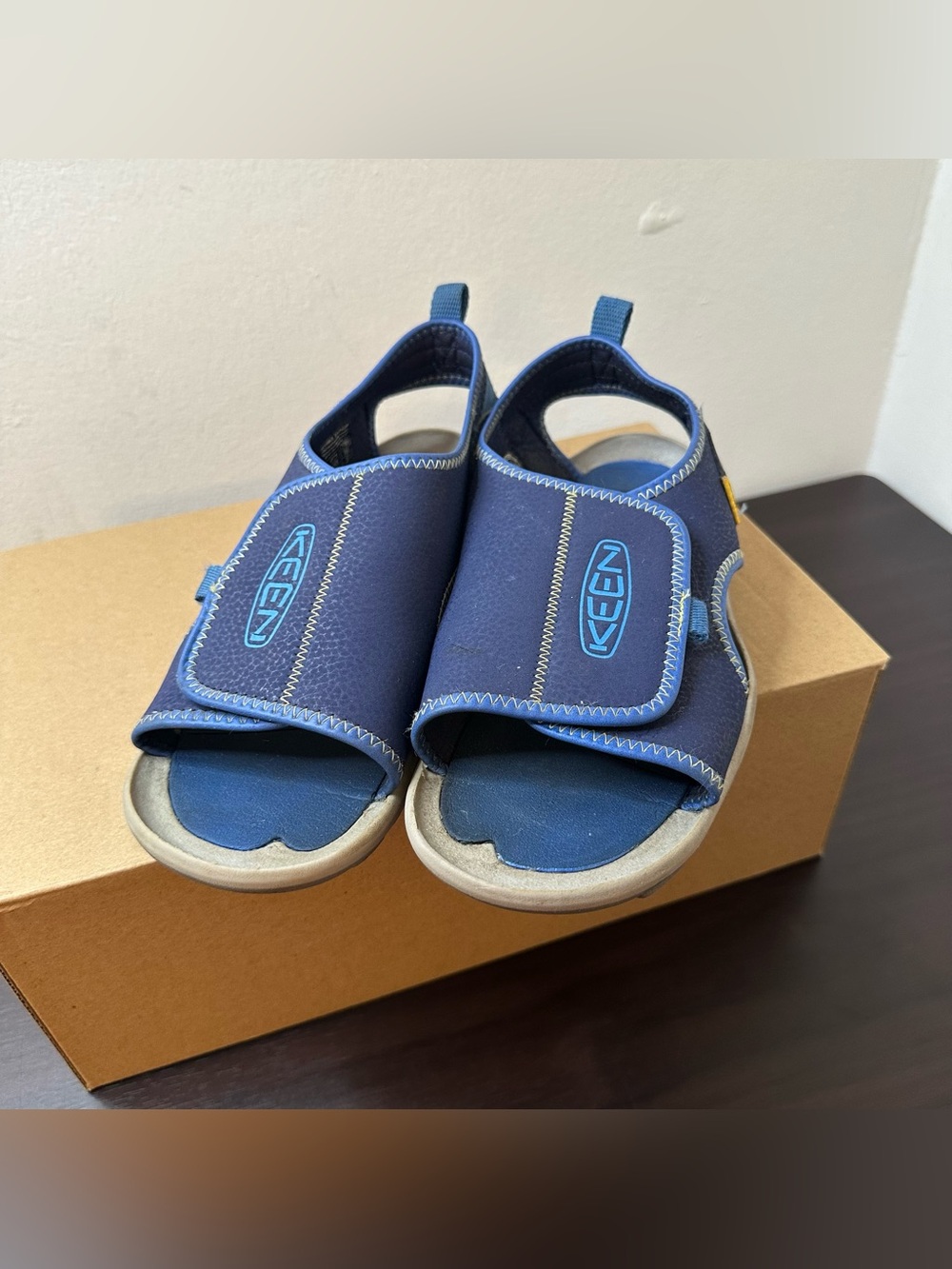 KEEN Knotch River OT Slip-On Sandals Blue Hook & Loop Adjustable Strap US 3 Kids